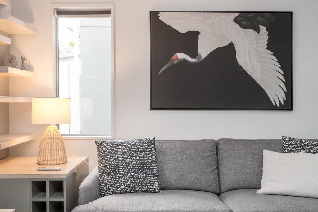 Convenient Urban Townhouse 2 Carparks Available Apartment Christchurch Luaran gambar